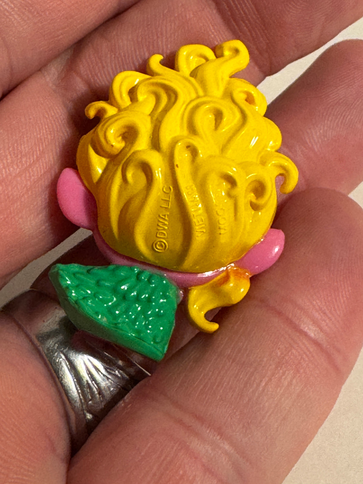 540 - Trolls Band Together Mineez Series 1 Viva-01 Figure