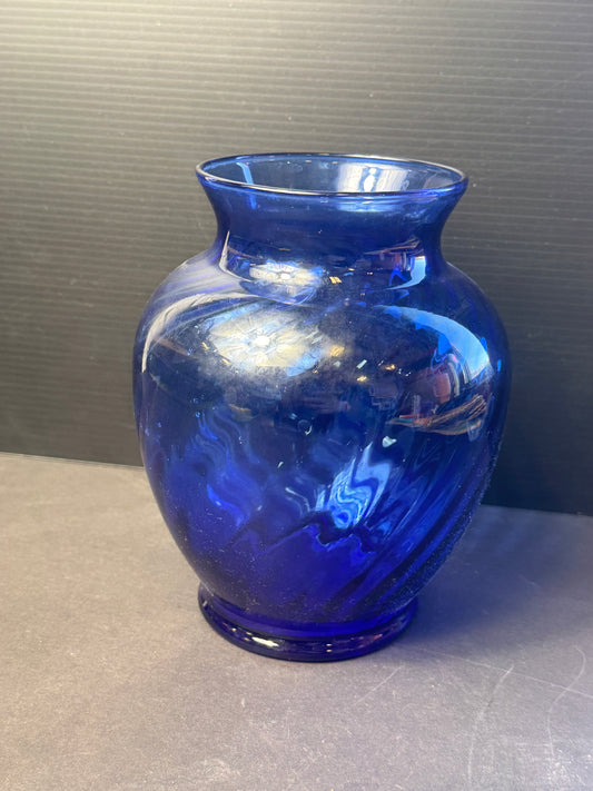 Round 6" Tall Glass Vase Cobalt Blue With Spirals