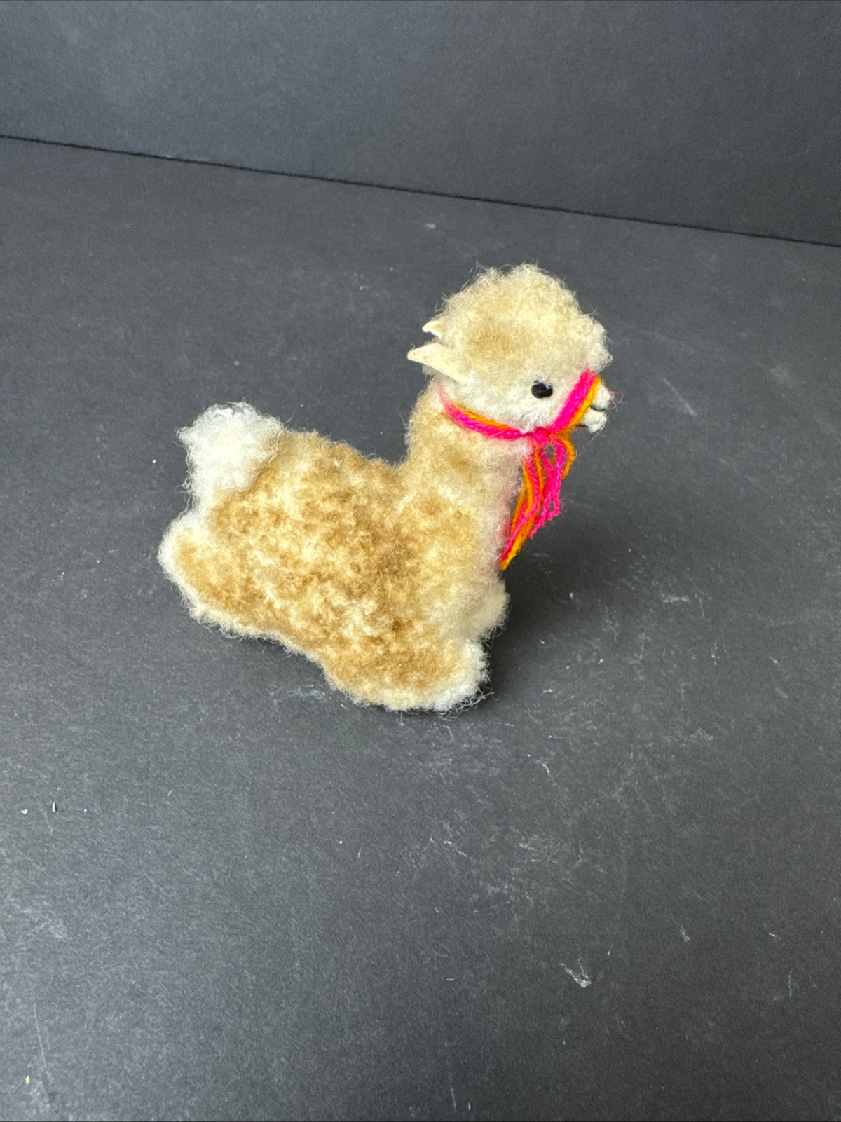 475 - Vintage Peruvian llama/Alpaca/wool? Fur Llama Figurine Handmade?Folk Art Souvenir