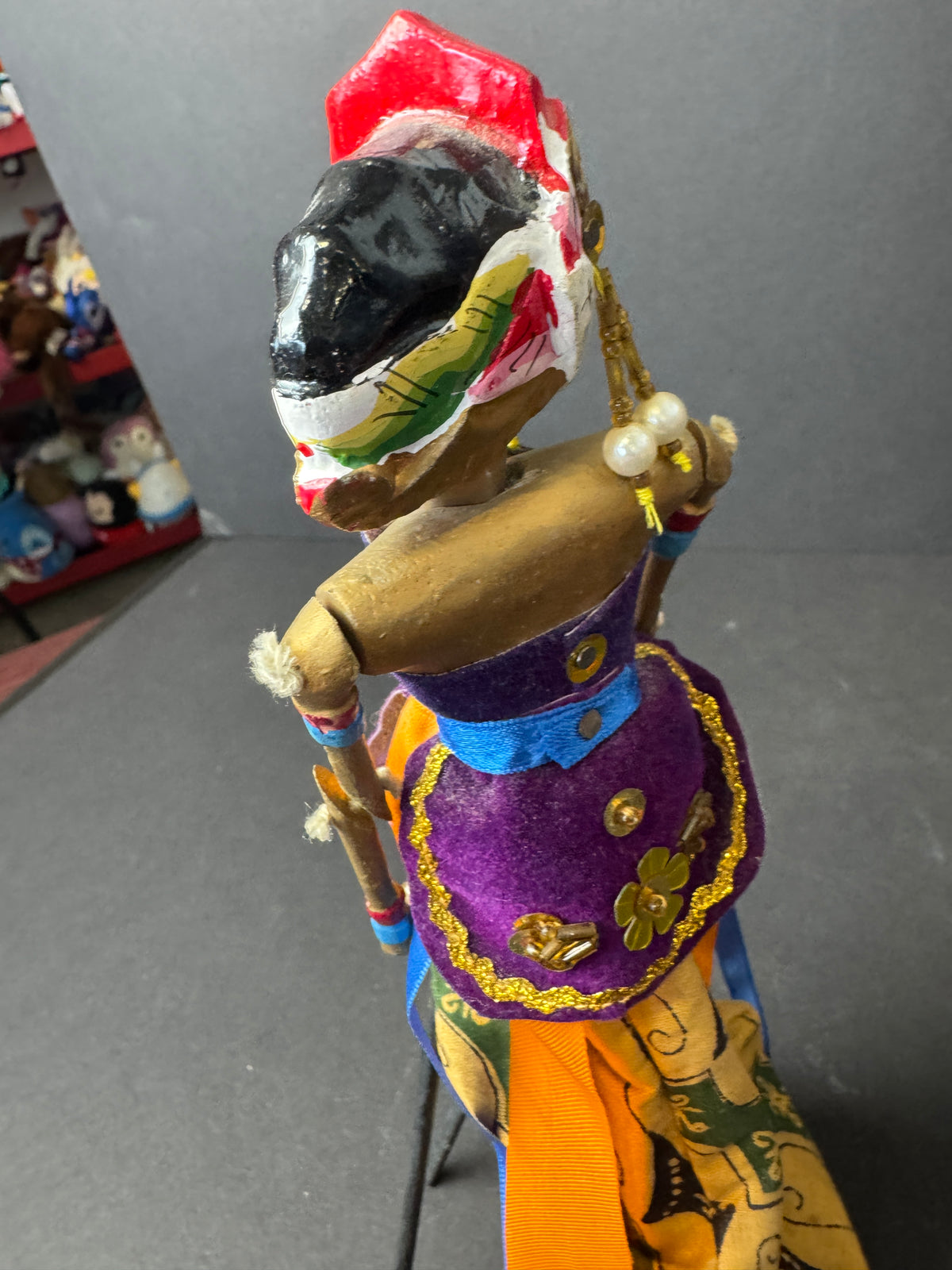 507 - Vintage Ukuran Shadow Puppet Hand painted 10”