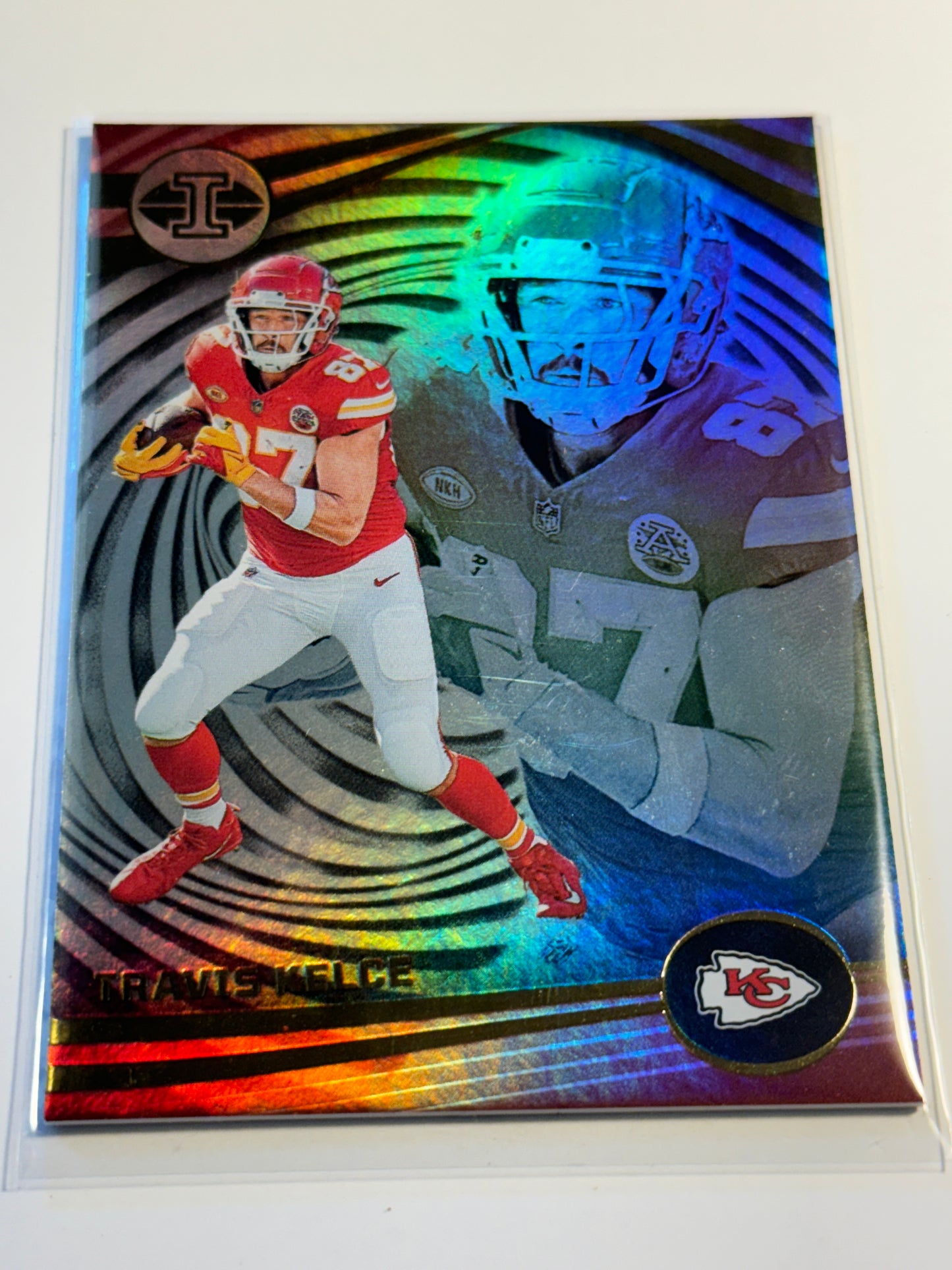 2023 PANINI | ILLUSIONS | Travis Kelce No.55 | Chiefs | Holo