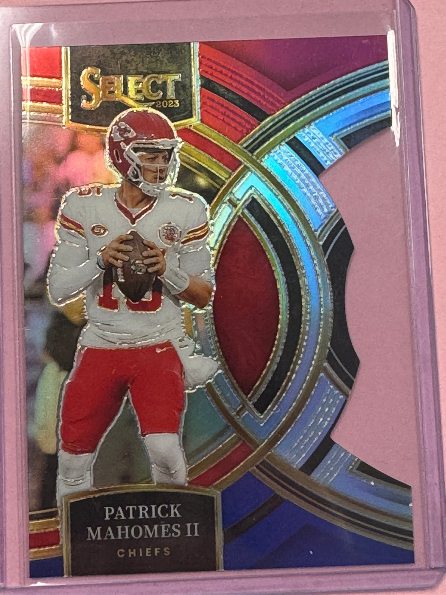 2023 Panini Prizm Select Patrick Mahomes II #140 Chiefs Die-Cut Red/Blue Premier