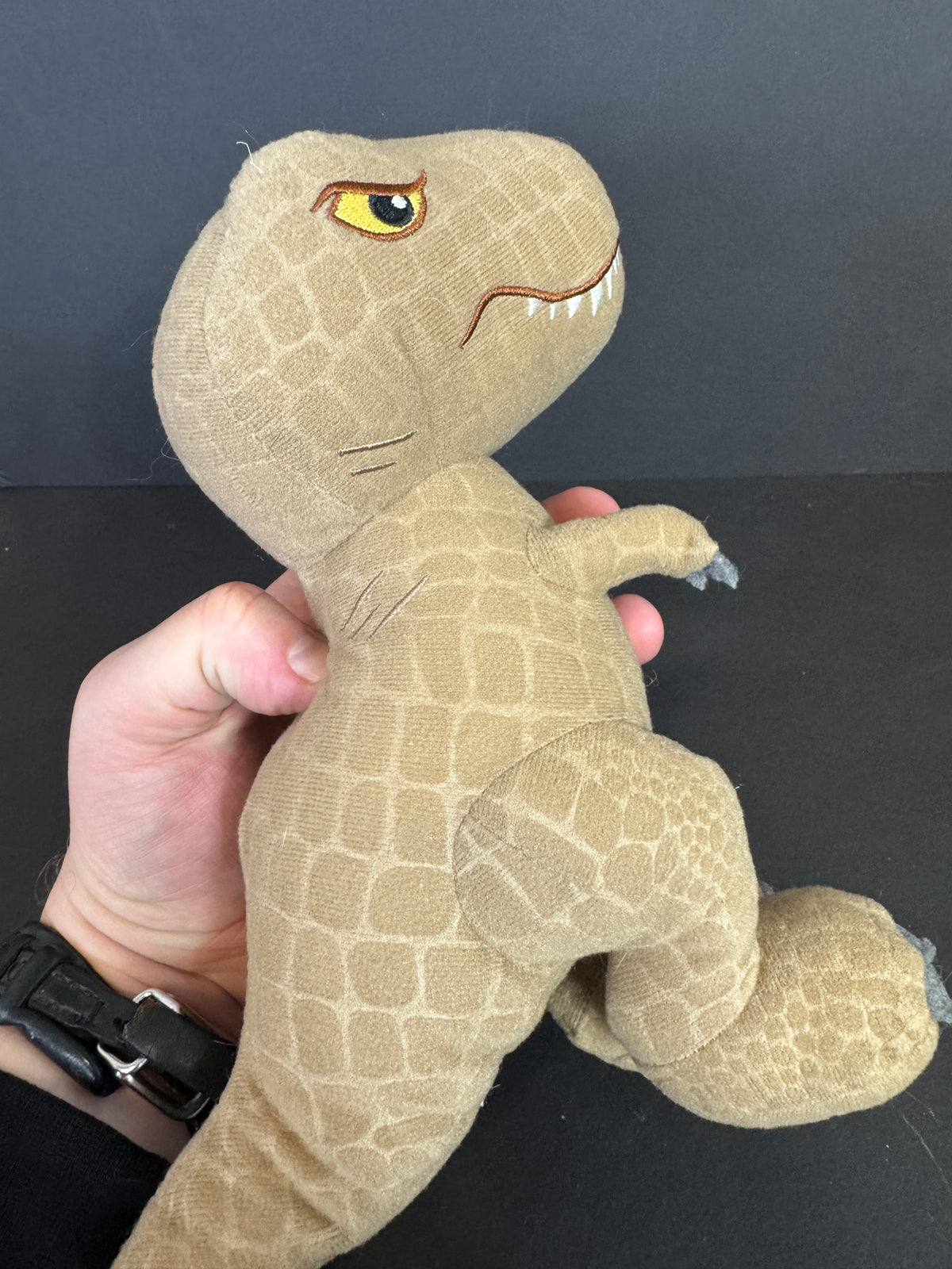 142 - Jurassic World 9” Dinosaur Plush Stuffed Animal Toy T-Rex