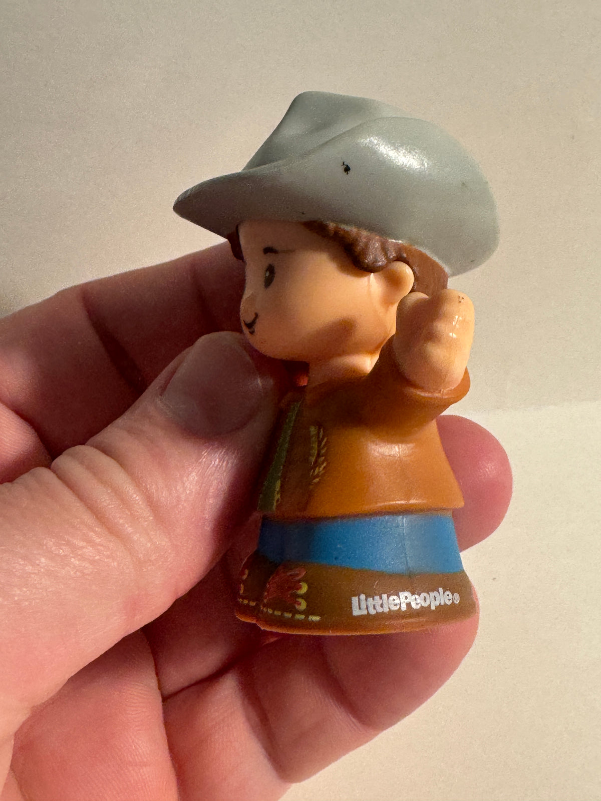 493 - little people cowboy with chicken
