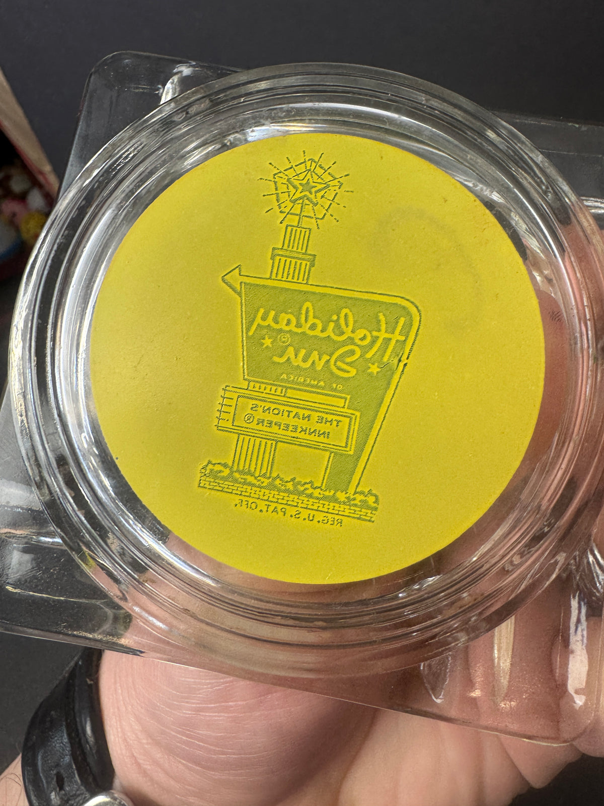 498 - Vintage Holiday Inn Ashtray
