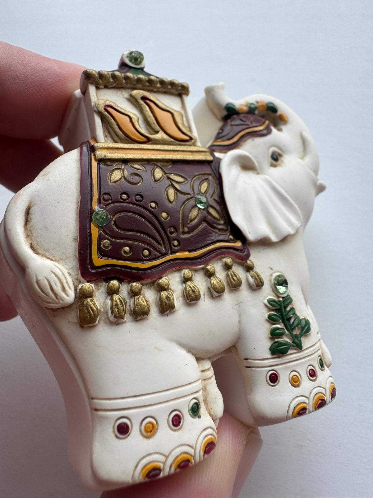 508 - Thai Miniature White Elephant With Houdah And Raised Trunk  Trinket Jewelry Box