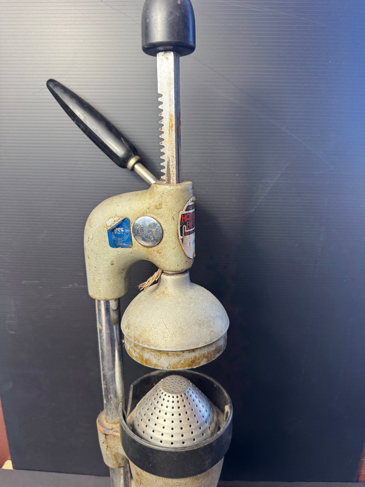 Hamilton Beach 932 Commercial Manual Citrus  Juicer used
