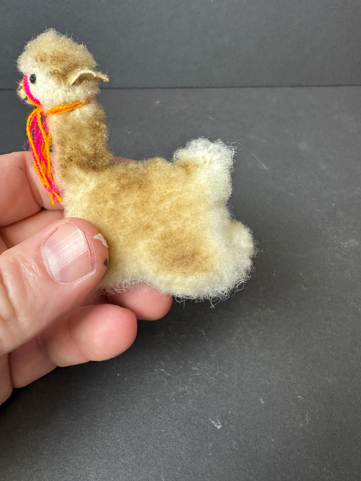 475 - Vintage Peruvian llama/Alpaca/wool? Fur Llama Figurine Handmade?Folk Art Souvenir