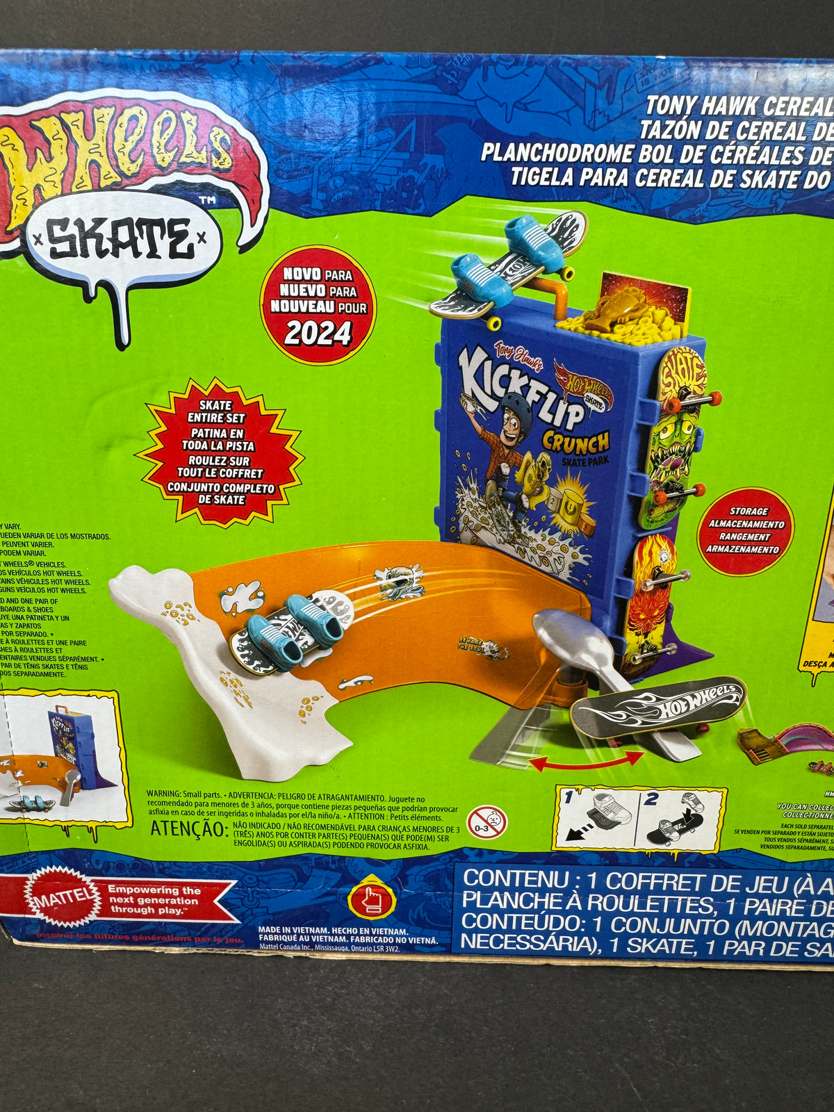 Hot Wheels Skate Tony Hawk Cereal Skate Bowl Finger Skateboard Play Set