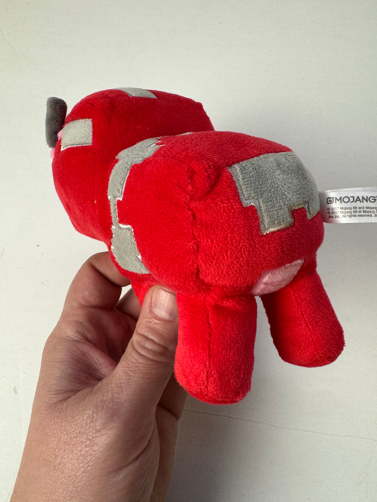 442 - Minecraft Mojang Jinx 2017 Red Bull Plush Stuffed Animal Toy