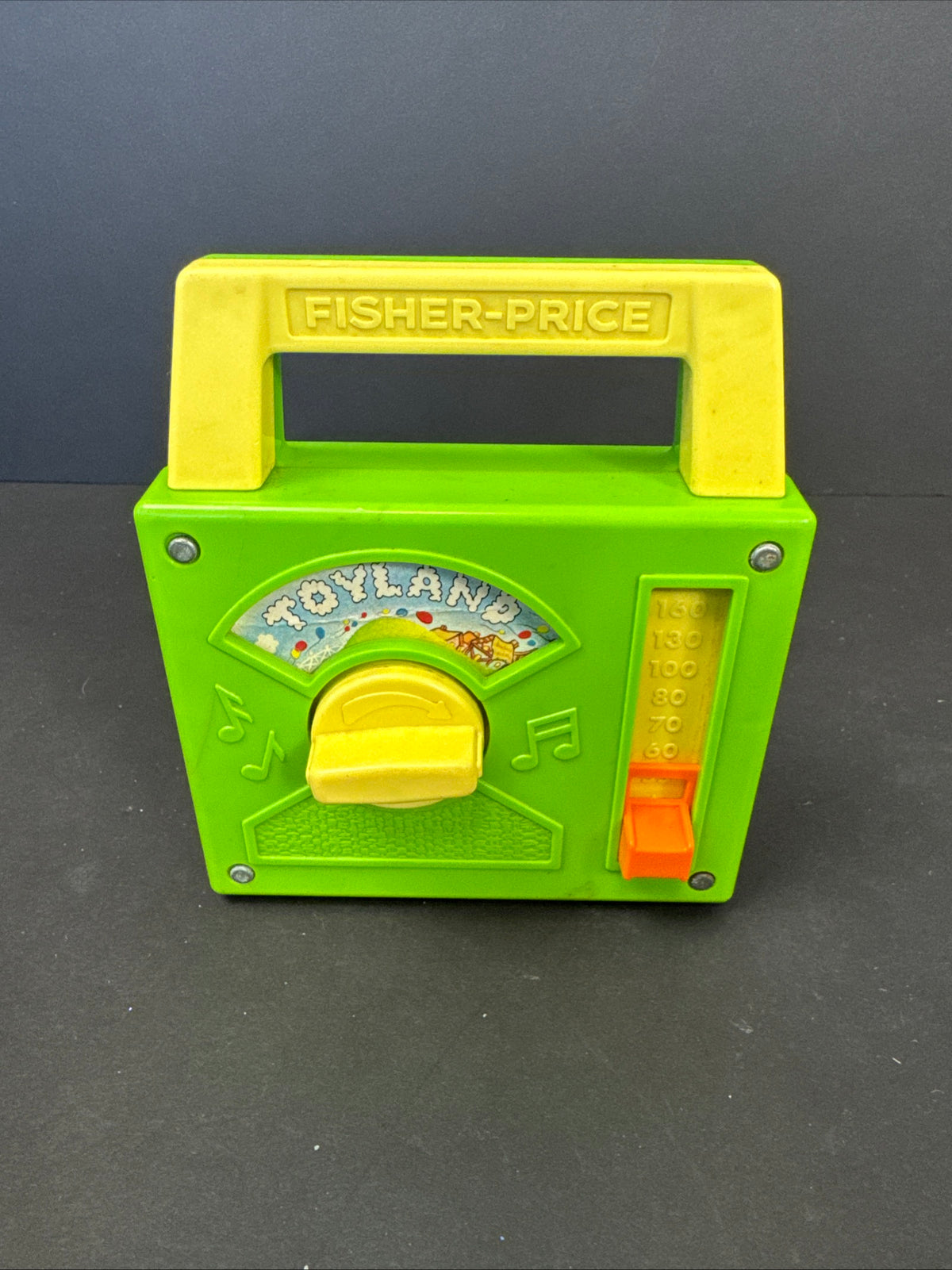 606 - 1960 Fisher-Price Toyland Music Box Green Yellow Carry Handle MPN 795, WORKS