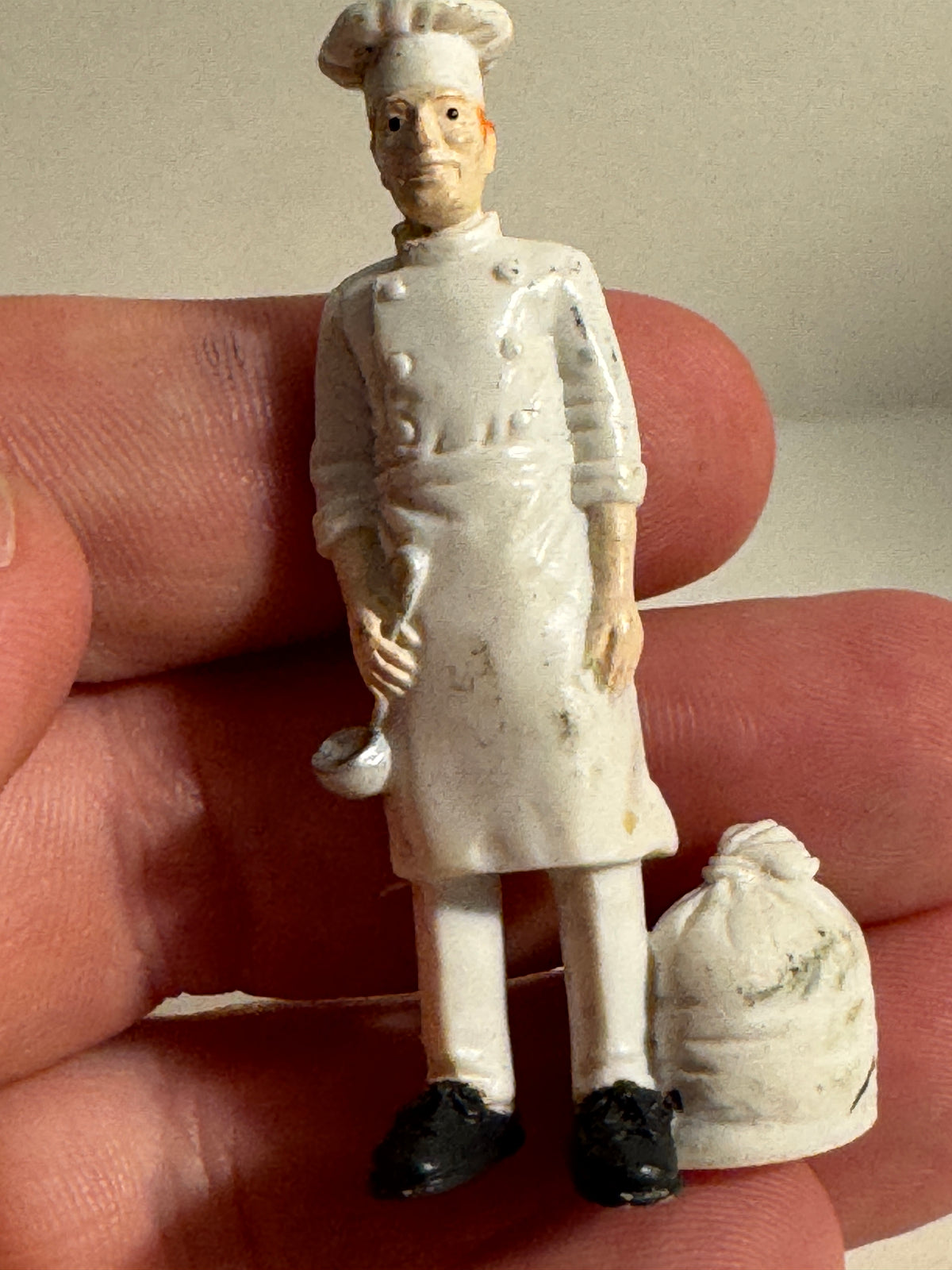 532 - People At Work Safari Ltd Pastry Chef w/ Sack Of Flour 2.5” Figure