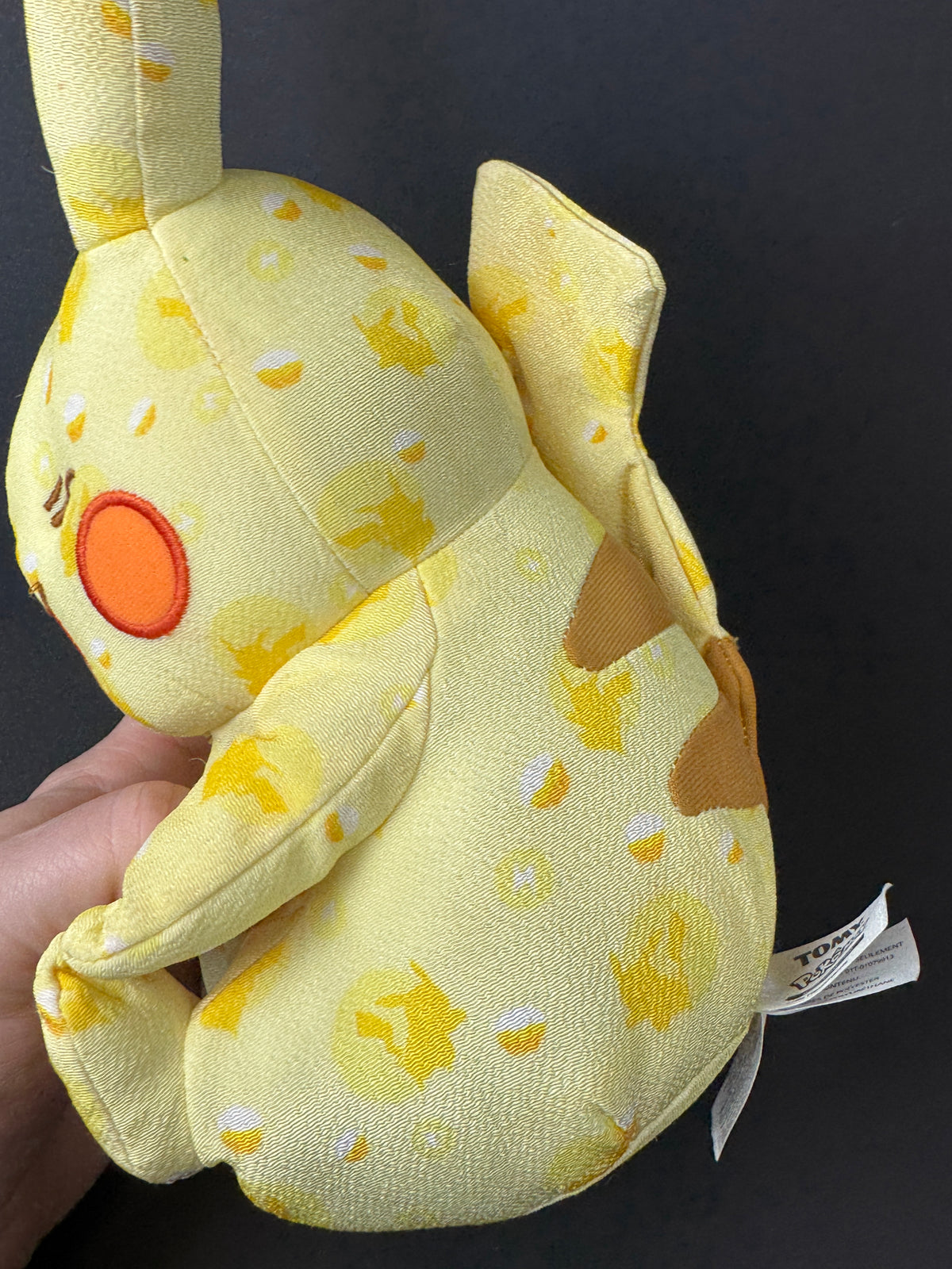 565 - 2016 TOMY Pikachu Winking Plush Pokemon 20th Anniversary Stuffed Figure