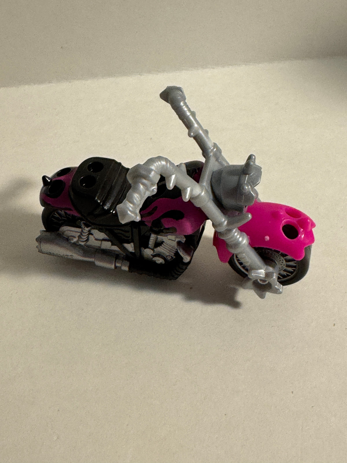 531 - Disney Pixar Onward Mini Sprites Motorcycle Figure Bike Cake Topper Pre-owned