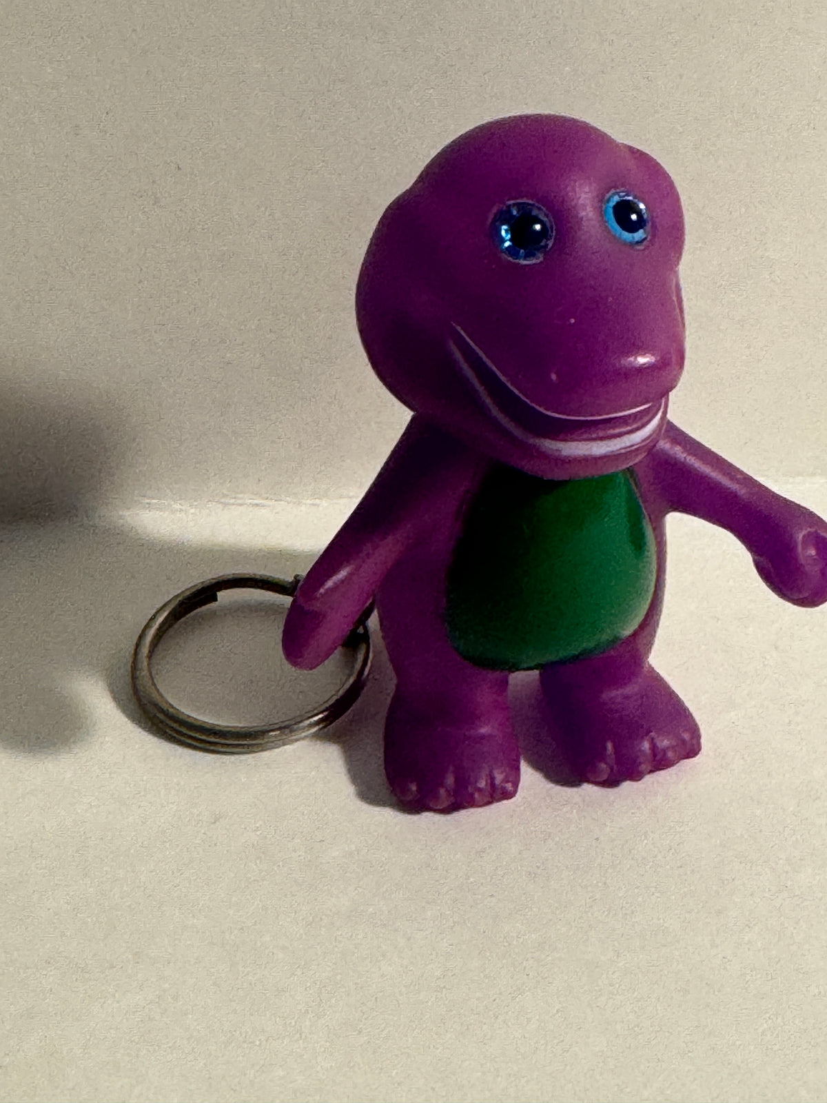 480 - Vintage 90s Barney Purple Dinosaur Keychain Kids TV Character Toy Collectible