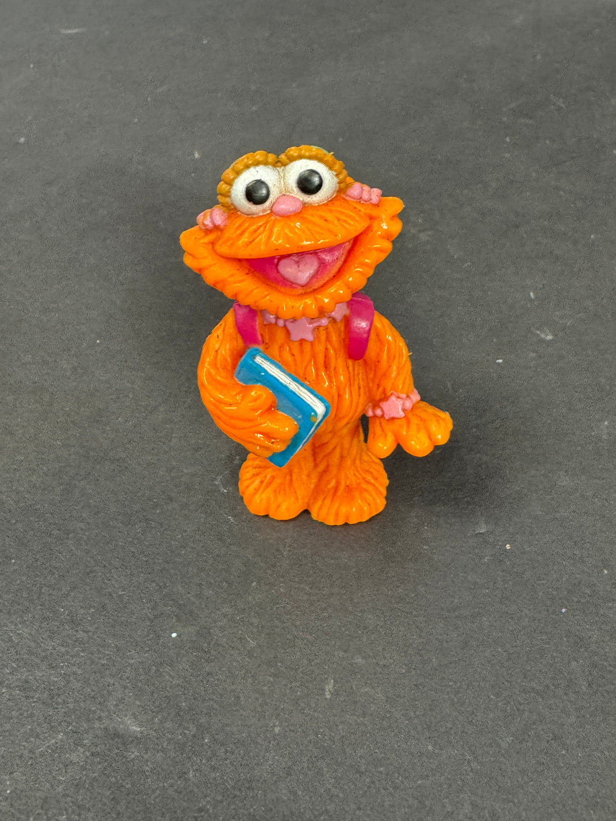 616 - Vintage Zoe Sesame Street PVC Figure School Book