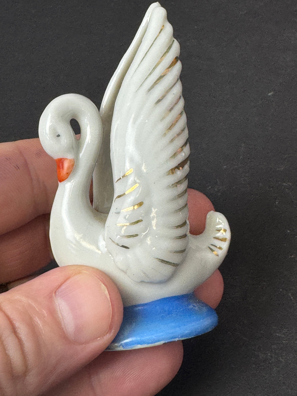 496 - Vintage Occupied Japan SWAN (FOLDED WINGS) porcelain/china figurine
