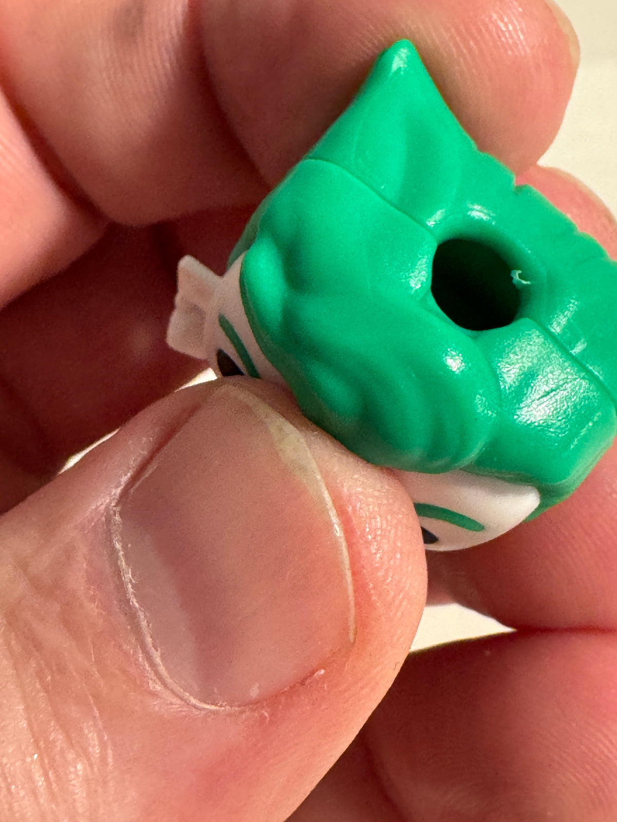 549 - Kinder Joy DC Funko Pop THE JOKER Collectible Mini Figure Joker Card In Hand