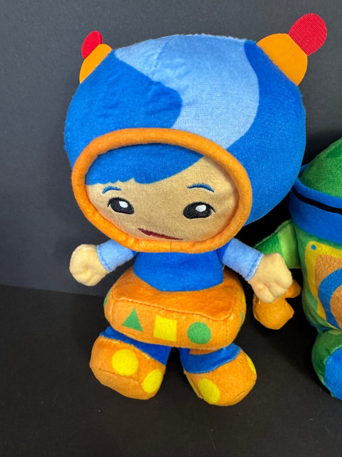 153 - Nickelodeon Team Umizoomi 8” Geo Boy Green Robot Plush Dolls 2021 Nick Jr Set/2