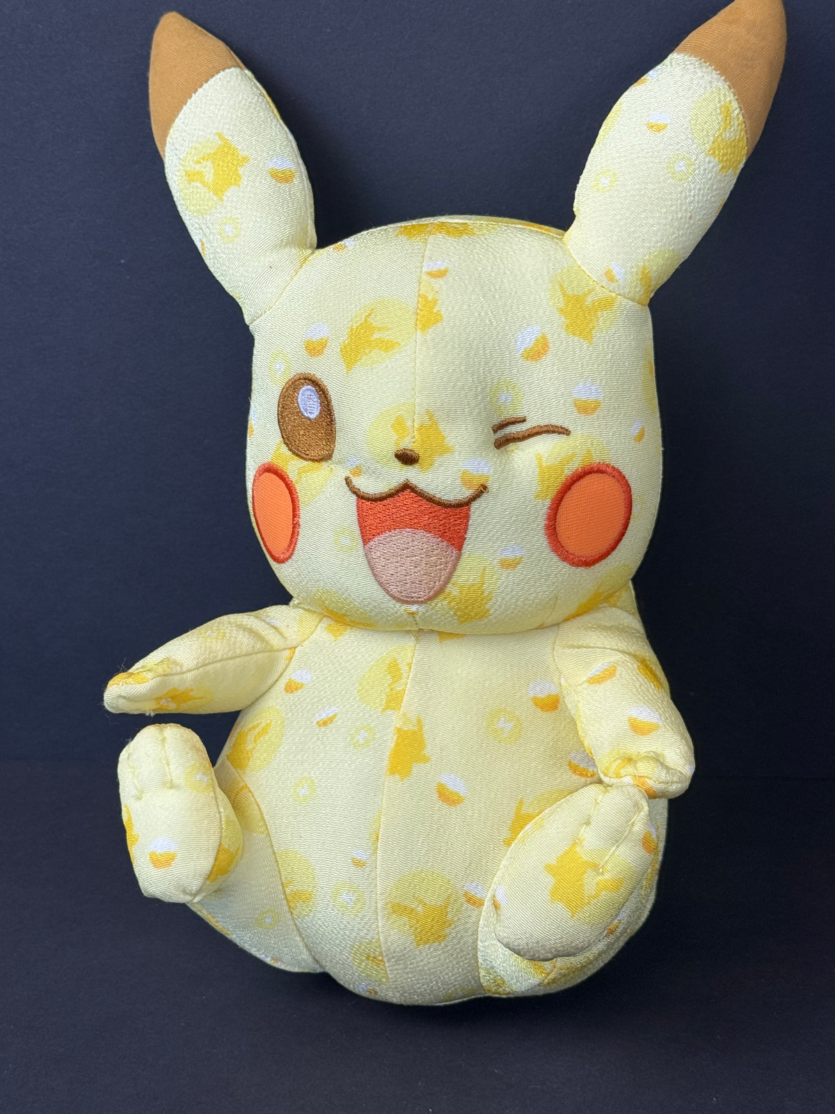 565 - 2016 TOMY Pikachu Winking Plush Pokemon 20th Anniversary Stuffed Figure