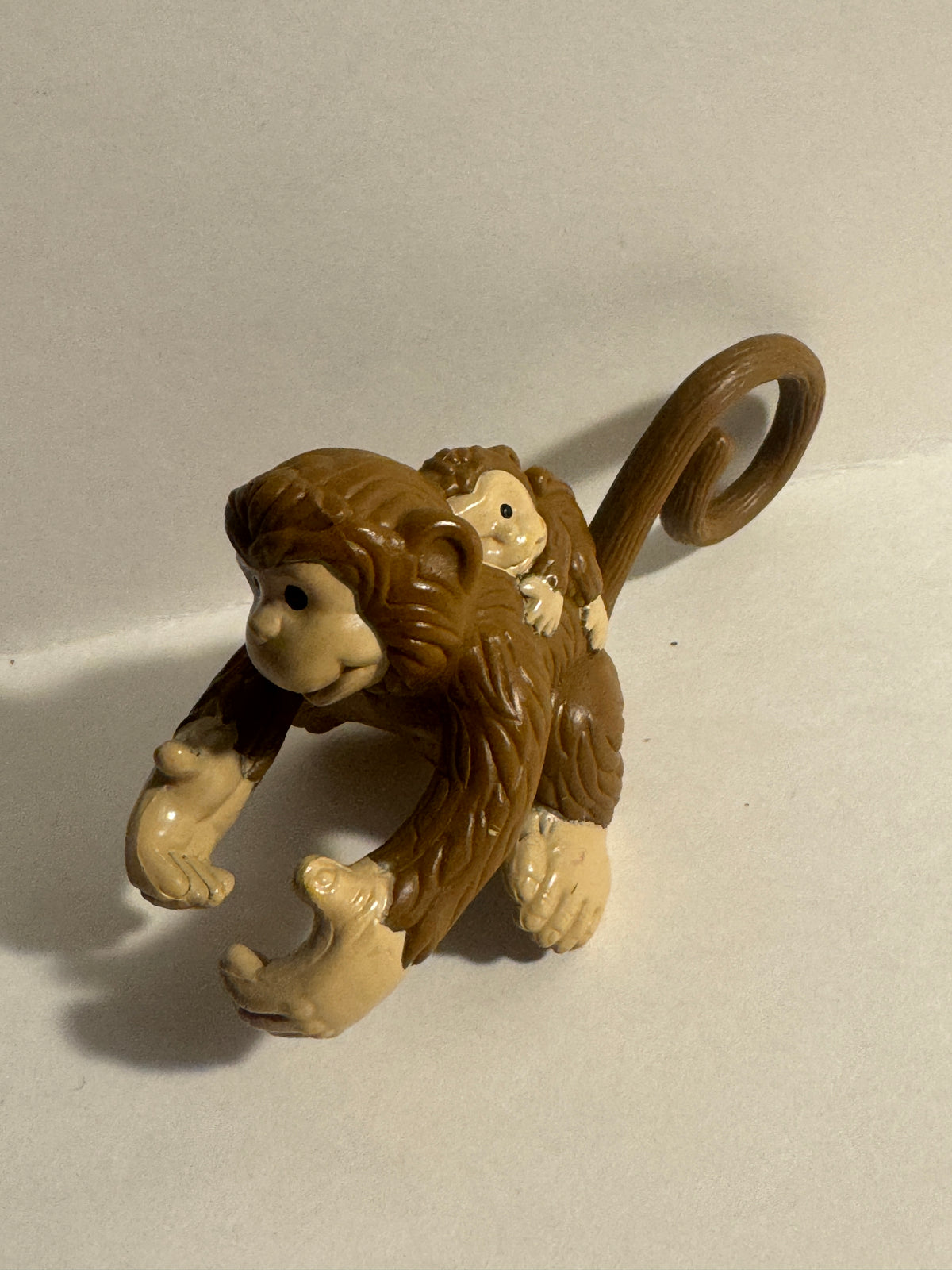 461 - fisher price monkey And Baby Brown Animal 2” Figure 1998 Vintage