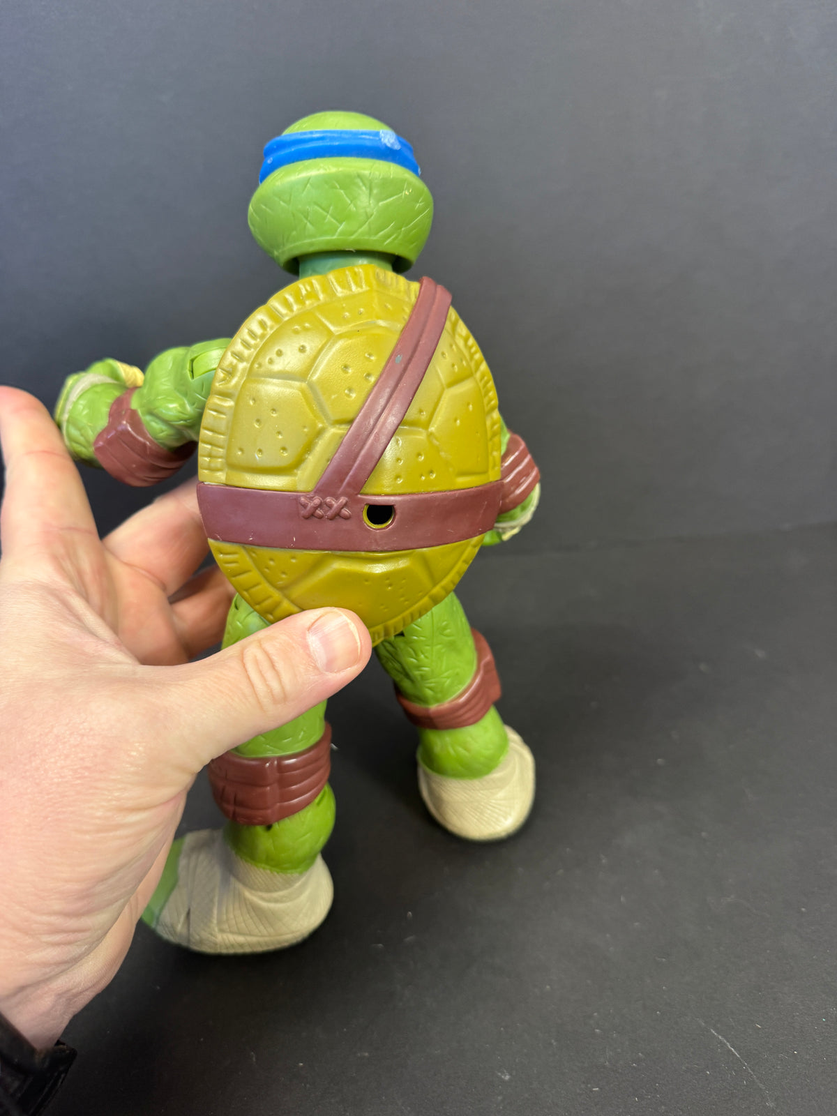 601 - 2012 Playmates TMNT Teenage Mutant Ninja Turtle LEONARDO 10” Action Figure
