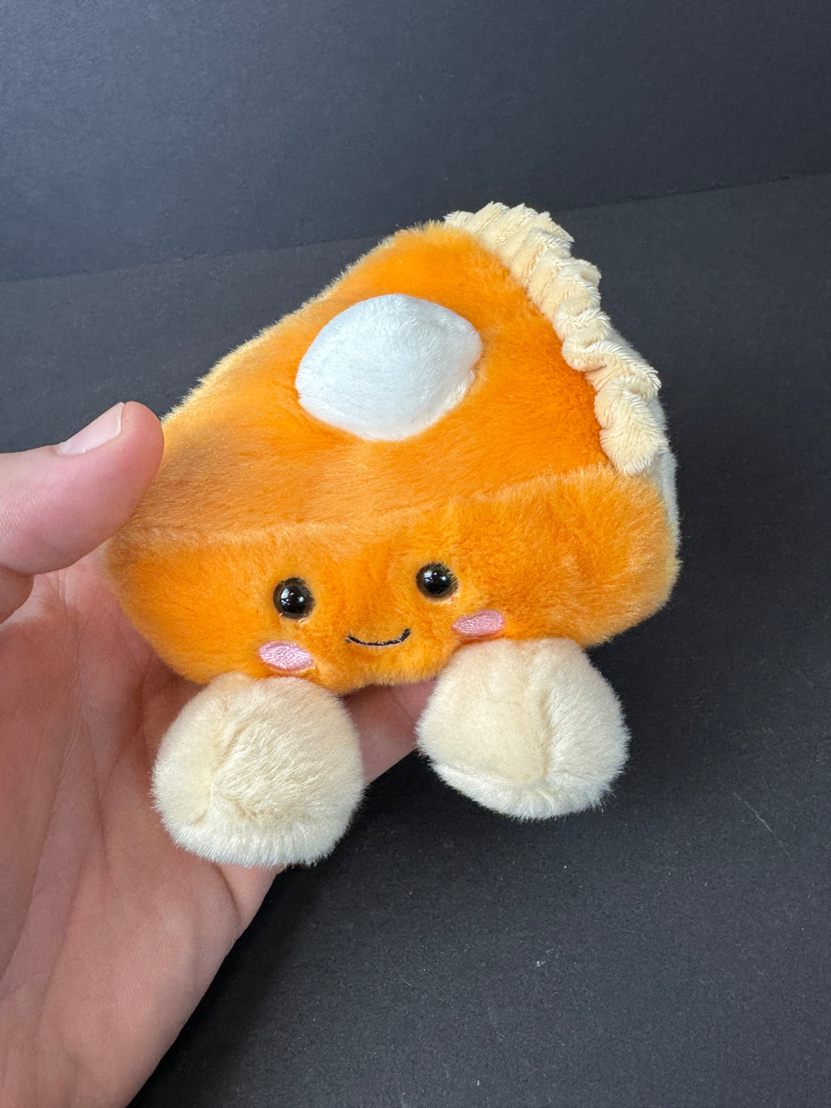 577 - Aurora Palm Pals Peter Pumpkin Pie 5” Mini