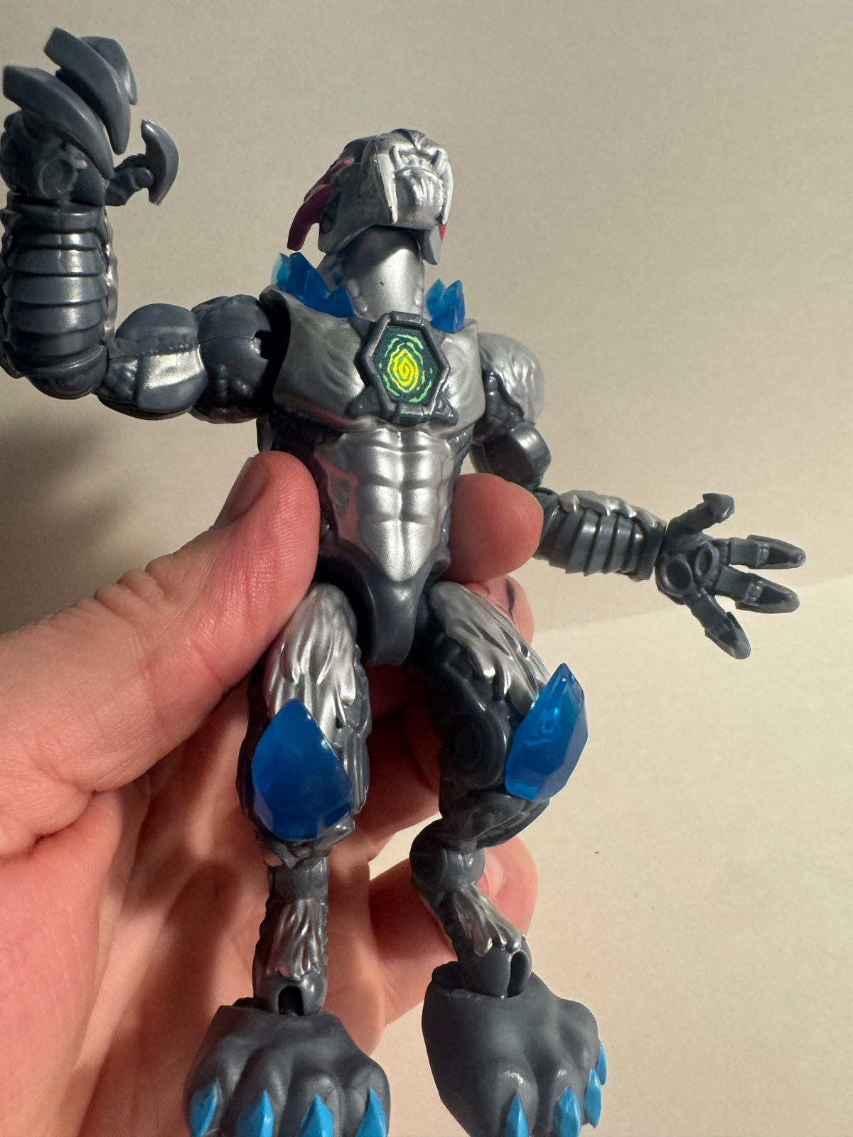 419 - MrBeast Lab Mutators Silver-Byte Panther Action Figure Moose Toys Silver Beast