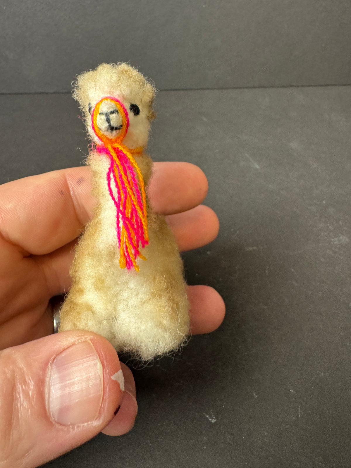 475 - Vintage Peruvian llama/Alpaca/wool? Fur Llama Figurine Handmade?Folk Art Souvenir