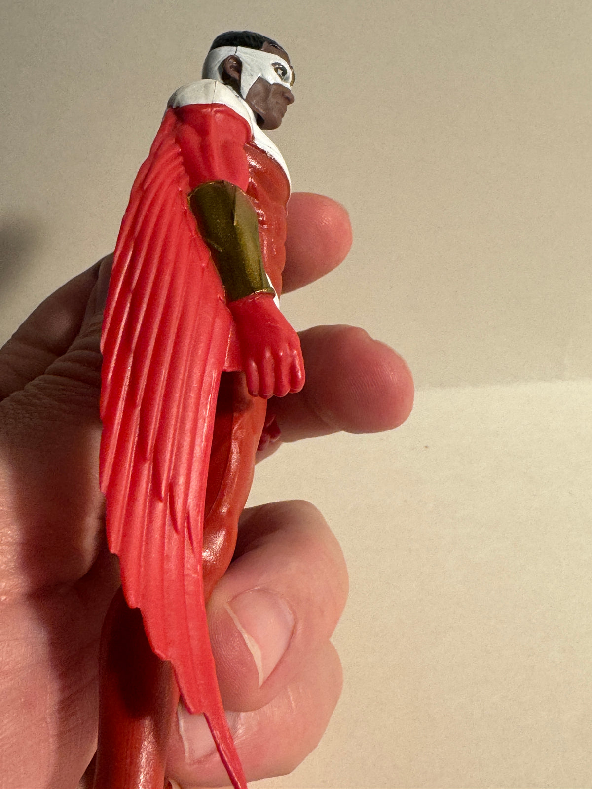 526 - 2016 Falcon Marvel Comics 6” Action Figure Toy