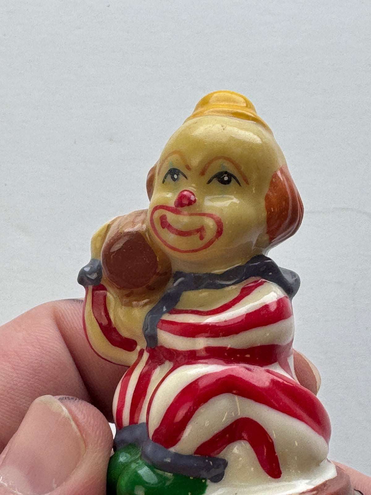 520 - VINTAGE Style Clown Figural Hinged Trinket Box Circus Collectible
