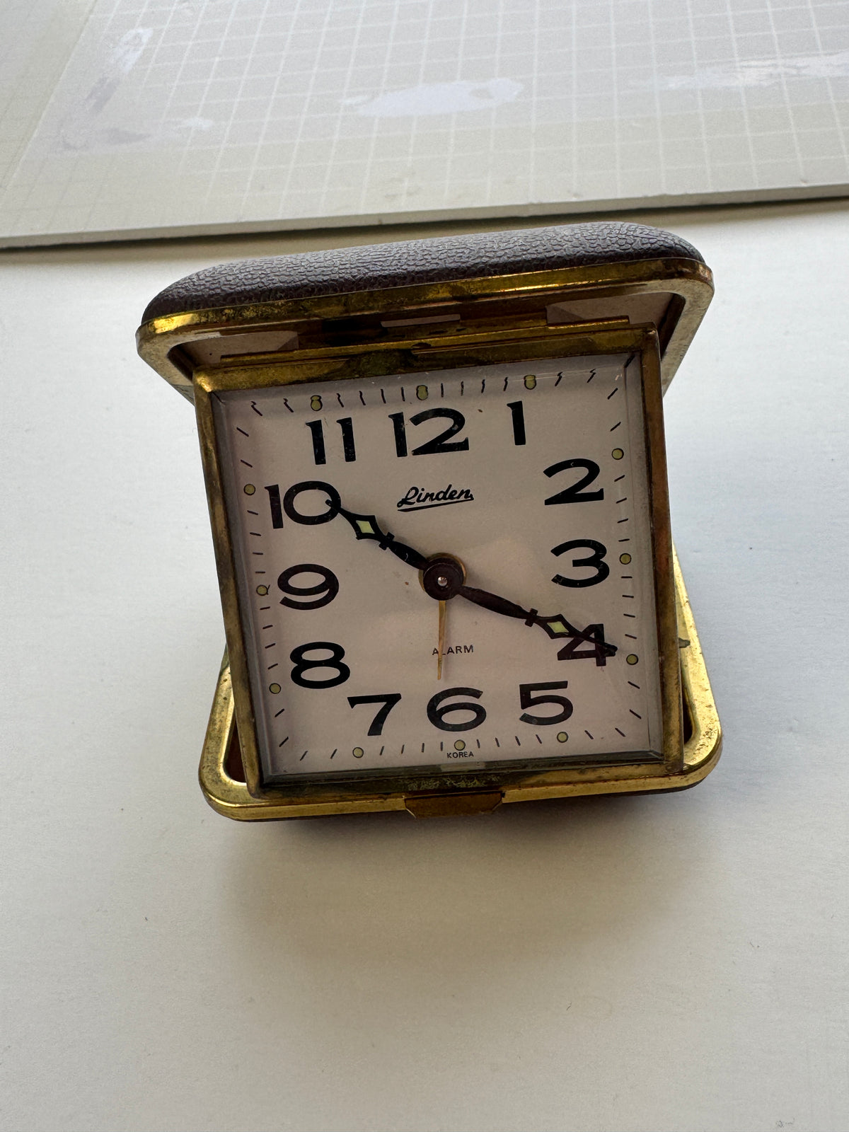 516 - Vintage Linden Travel Alarm Watch