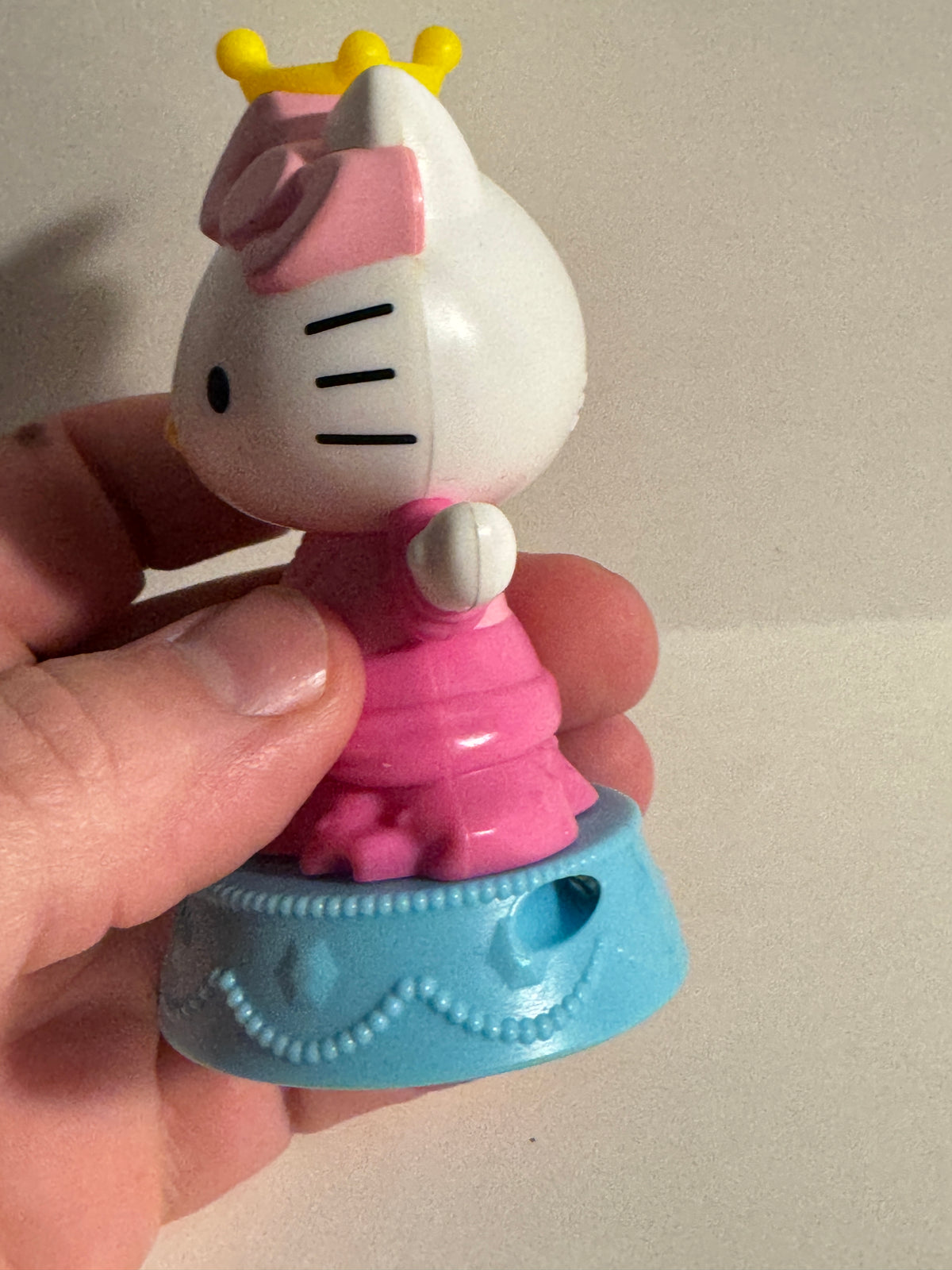 551 - Hello Kitty McDonald’s Happy Meal Toy #3 – Spinning Princess Figure 2019