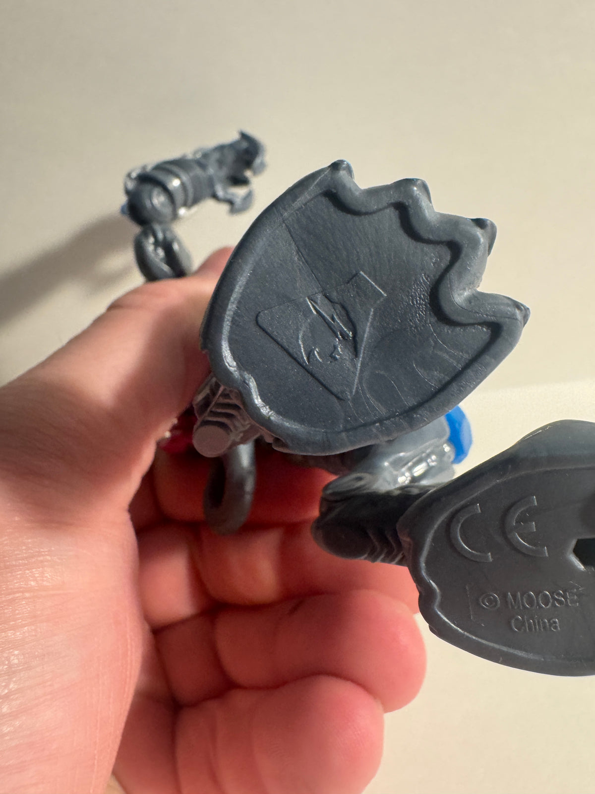 419 - MrBeast Lab Mutators Silver-Byte Panther Action Figure Moose Toys Silver Beast