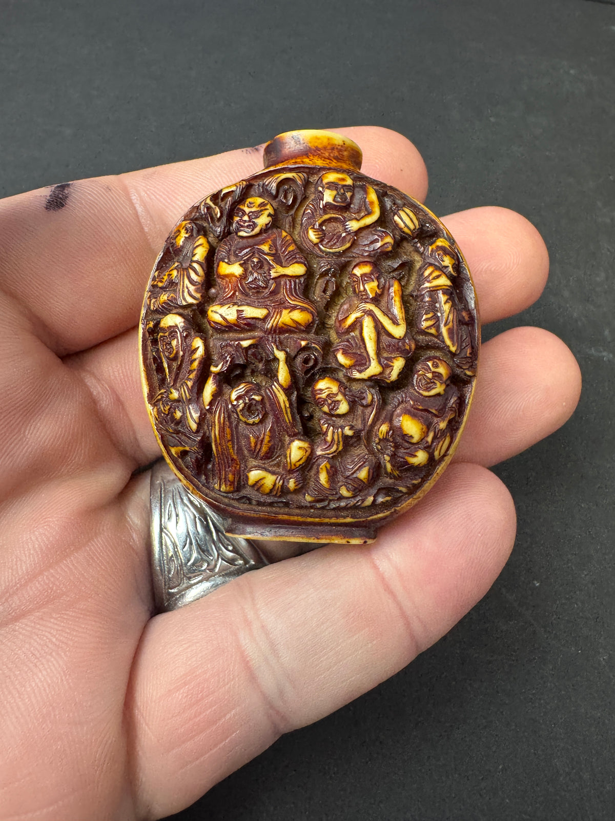 494 - Antique Vintage Heavily Hand Carved Chinese Resin Snuff Bottle 1930's? No Cap