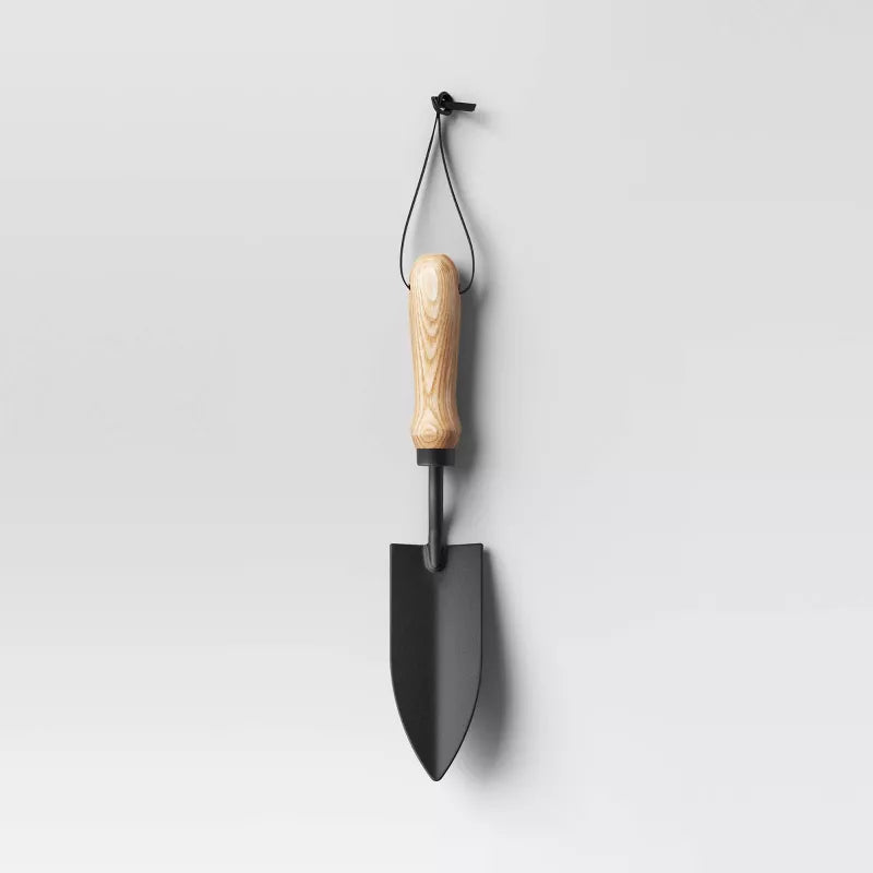 Outdoor Narrow Spade Shovel - Threshold™: Rustproof Hardwood Handle