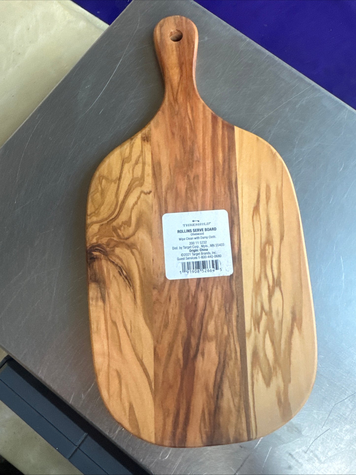 Threshold Cutting board olivewood 12x6