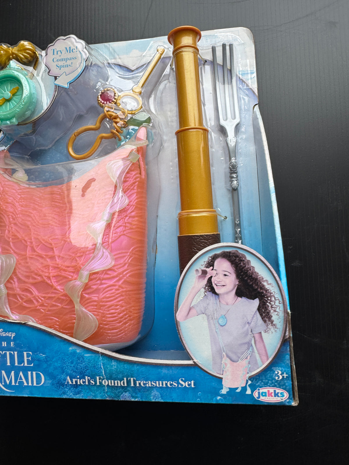 The little mermaid Ariel’s found treasure set