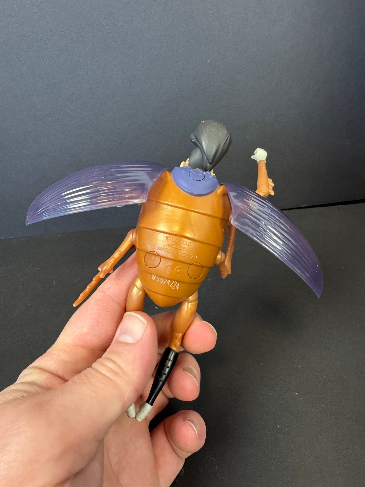 435 - Vector Despicable Me 6" Action Figure Moose Toys Minions Villain Cockroach